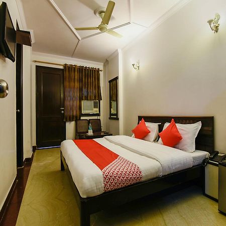 Hotel Amrit Villa Delhi  Buitenkant foto