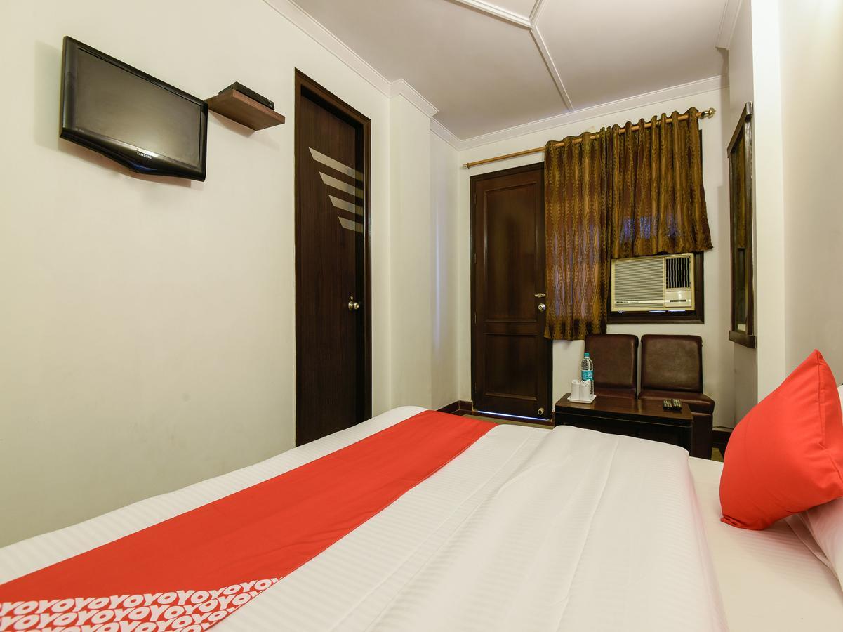 Hotel Amrit Villa Delhi  Buitenkant foto