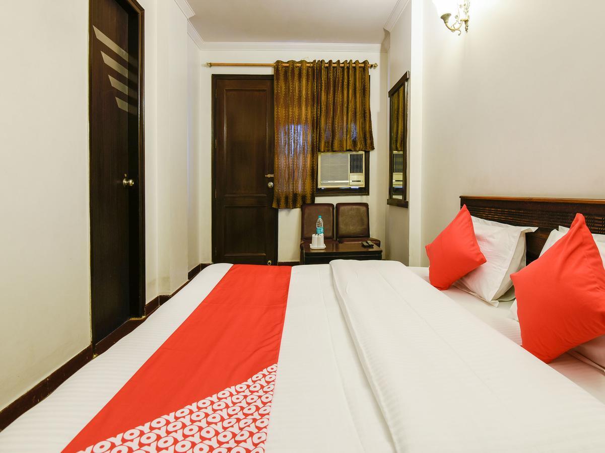 Hotel Amrit Villa Delhi  Buitenkant foto
