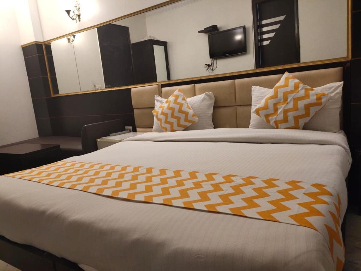 Hotel Amrit Villa Delhi  Buitenkant foto