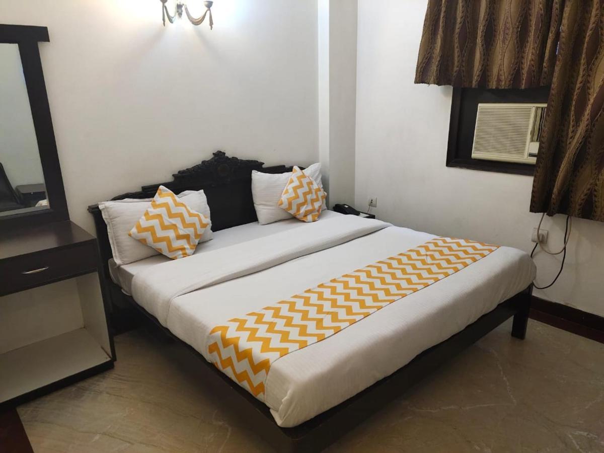 Hotel Amrit Villa Delhi  Buitenkant foto